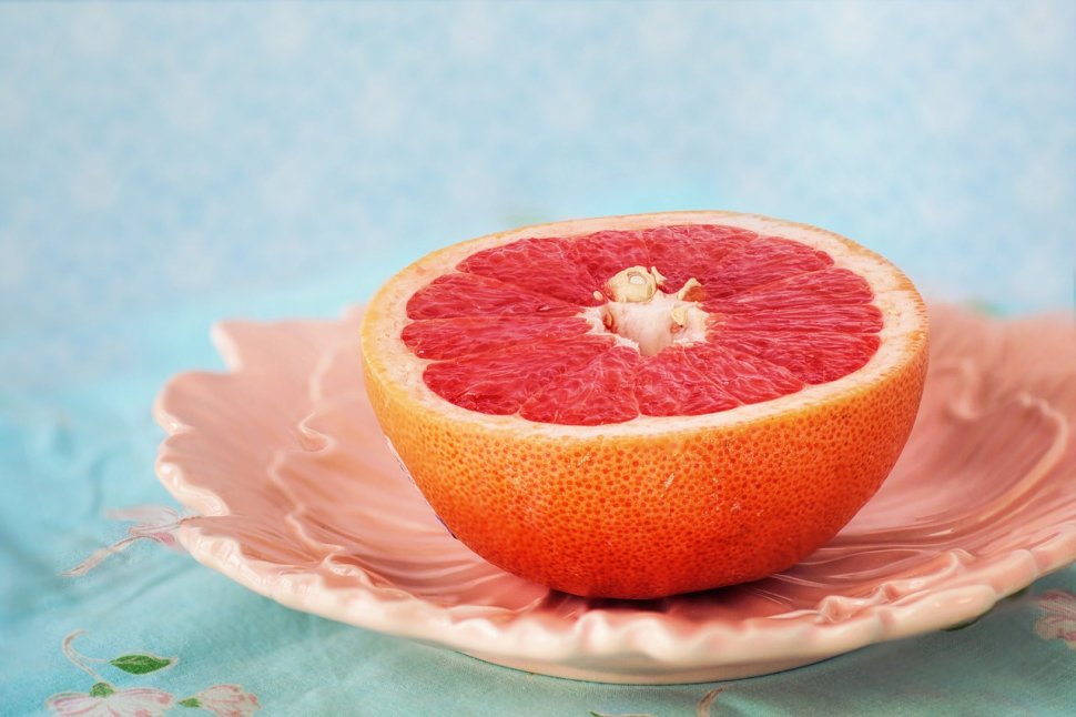 Un singur grapefruit poate să te omoare. Iată la ce trebuie să ai mare grijă!