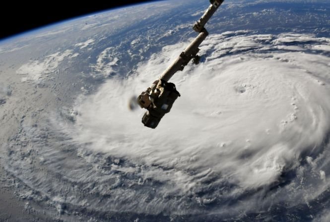 Apeluri disperate în aşteptarea uraganului Florence: „Plecaţi acum! Dezastrul este la porţile noastre”