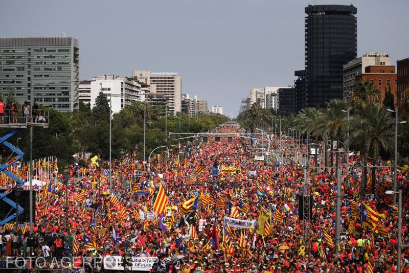 Un milion de oameni au ieșit in strada la Barcelona pentru a cere separarea de Spania