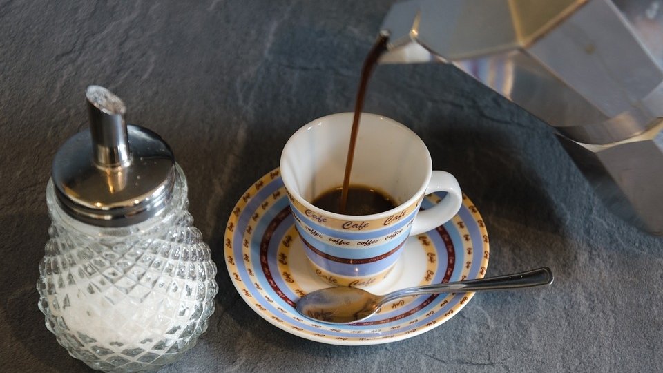 Secretul cafelei turcești. Cum să prepari cea mai bună cafea la ibric