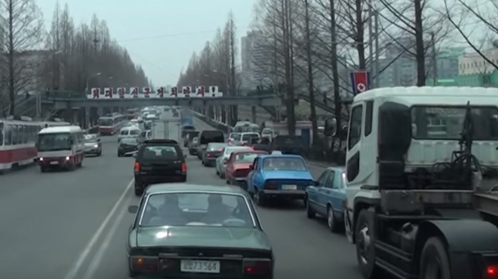 Dacia 1310, surprinsă pe străzile din Coreea de Nord - VIDEO
