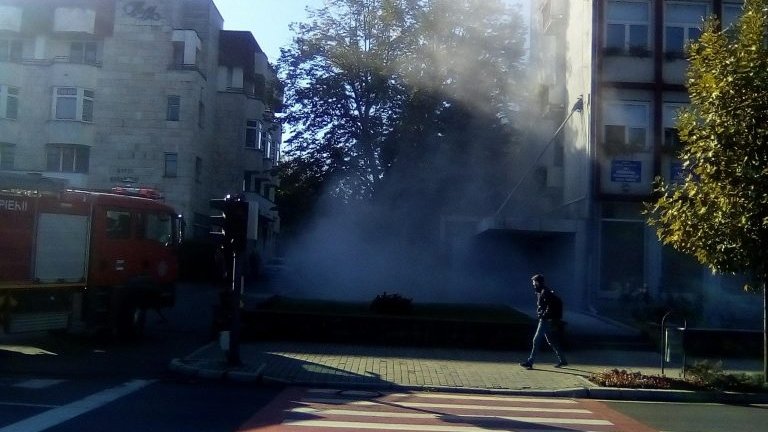 Incendiu la Primăria Baia Mare! Personalul a fost evacuat