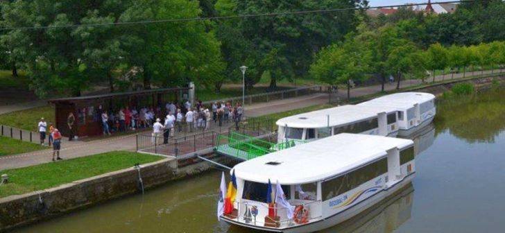 Premieră în România! Primul oraş cu transport public pe apă