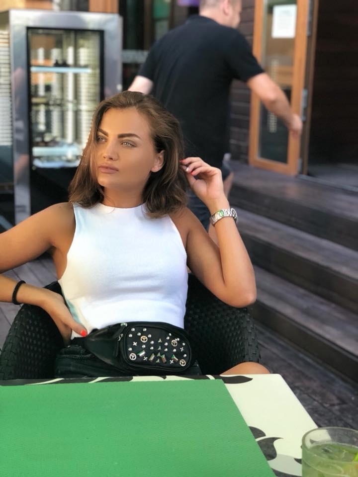 O cunoscută interpretă de muzică populară a fost condamnată la închisoare pentru ucidere 555257