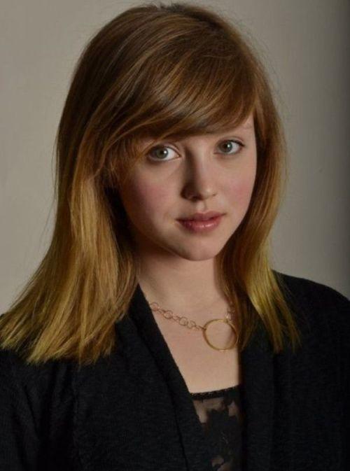 Era o fată cuminte. Era! Uite cum arată la un an după ce a intrat la facultate. Nici părinții nu au mai recunoscut-o! - FOTO 555608