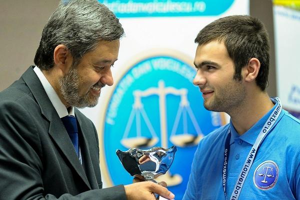  Ionuț Budișteanu, unul dintre cei mai influenți tineri din lume, știe cum va arăta lumea de mâine! 555754