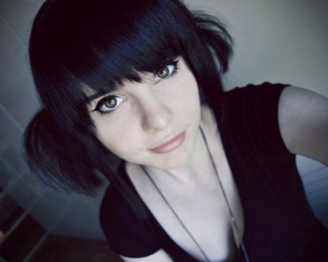 Vei fi șocat când vei afla ce vârstă au aceste fete. Părinţii au intrat în alertă 555848