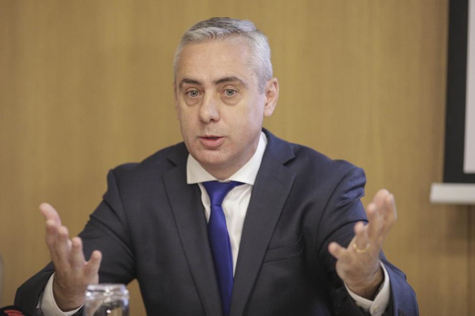 APMGR si PRIMER acuza autoritatile ca ignora disparitia medicamentelor ieftine si contribuie la distrugerea industriei locale producatoare de medicamente generice 557328