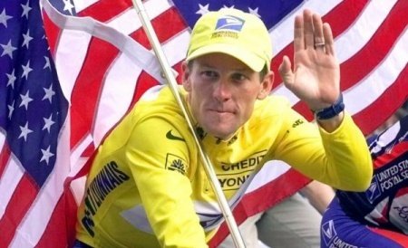 Lance Armstrong revine într-o competiție ciclistică