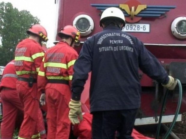 Tragedie în Vâlcea: Un bărbat a murit, după ce s-a aruncat în faţa unui tren