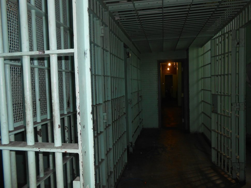 Doi tineri au încercat să evadeze din Penitenciarul Poarta Albă