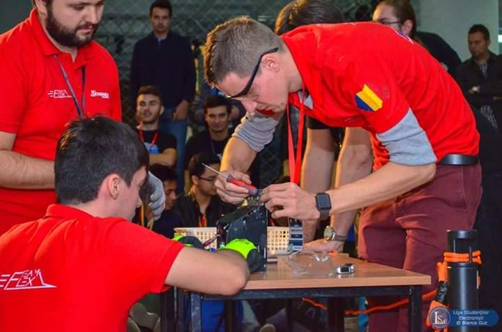 Cea mai mare competiție de robotică din Europa are loc la București 558775