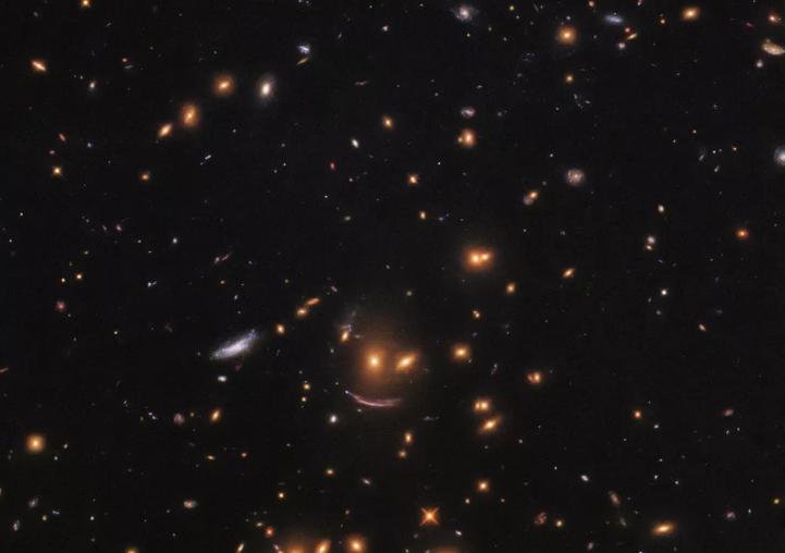 Imaginea unui chip, surprinsă în spațiul cosmic. Imaginea publicată de NASA 559384