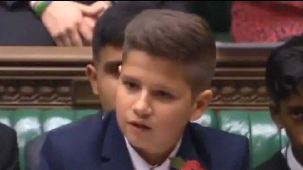 Un copil român a susţinut un discurs în Parlamentul Britanic - VIDEO