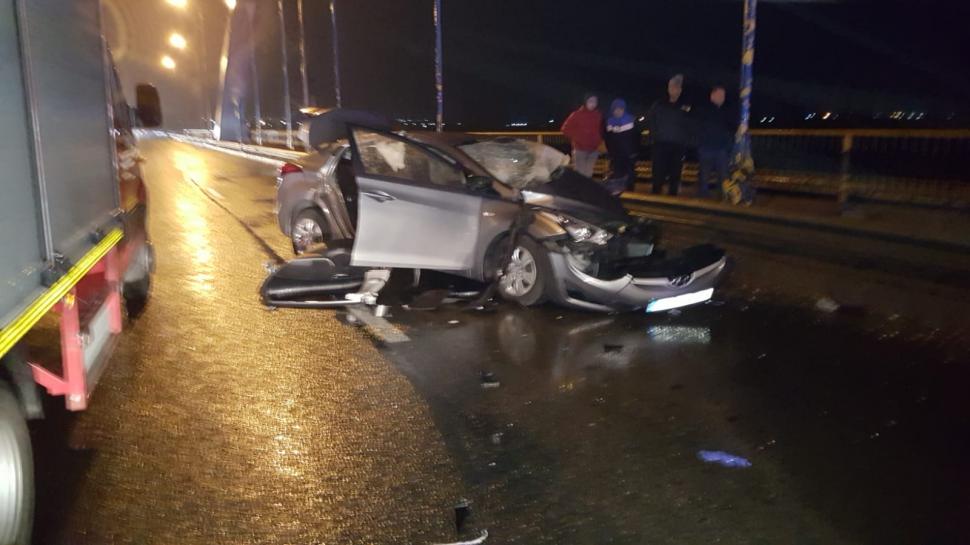 Accident grav în Constanța. Trei persoane, între care şi un copil în vârstă de trei ani, au murit  562489