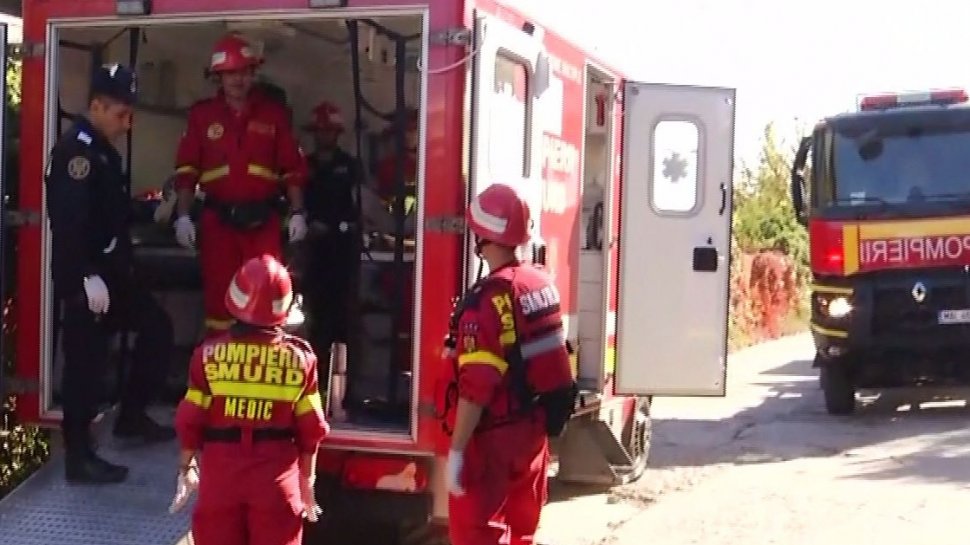 Evacuare de urgență la Universitatea din Ploiești! Două persoane au ajuns la spital