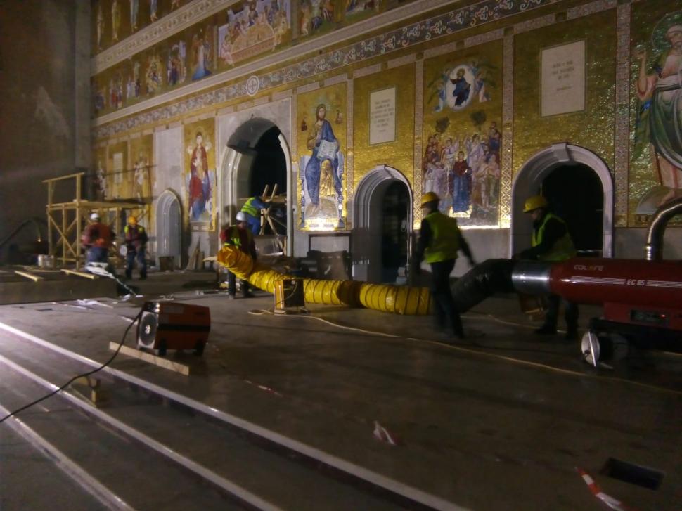 Cum arată acum Catedrala Mântuirii Neamului. Imagini din interior cu o zi înainte de sfințire. FOTO 562900