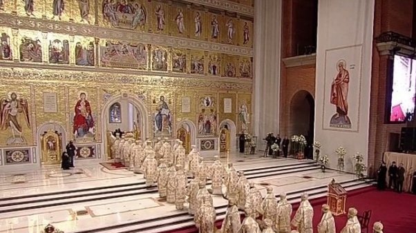CATEDRALA MÂNTUIRII NEAMULUI. Patriarhul Ecumenic, Bartolomeu: Prin sfinţirea Catedralei, Dealul Arsenalului s-a transformat în dealul păcii
