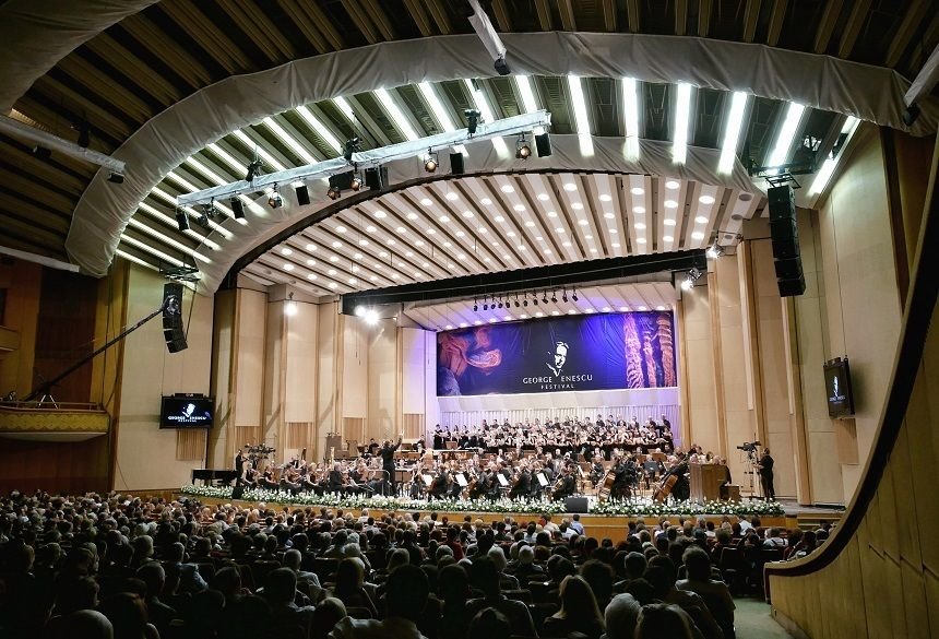 Aproape 4.000 de persoane s-au înscris pentru 1.850 de abonamente la Festivalul Internațional “George Enescu”