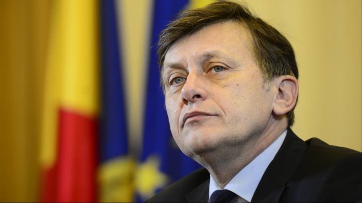 Crin Antonescu: Falimentul PSD e pe toate fronturile, nu cred că pesediștii vor da ordonanță pe amnistie și grațiere