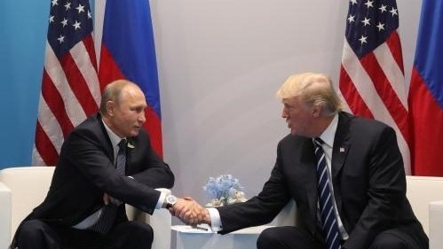 Donald Trump, palmă pentru Vladimir Putin