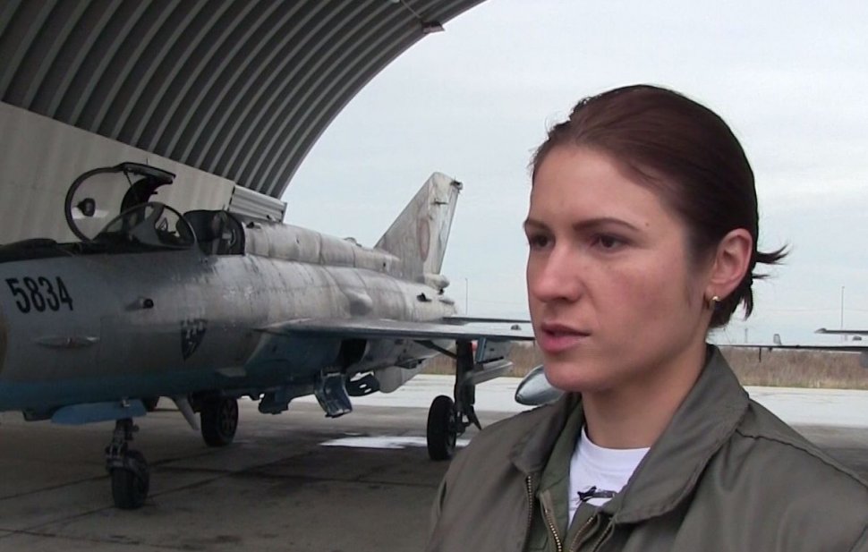 Singura femeie-pilot din supersonic din România