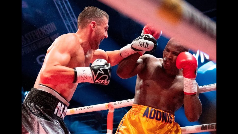 Boxerul Adonis Stevenson, în stare critică la spital, după ce a fost făcut KO de Aleksandr Gvozdik - VIDEO