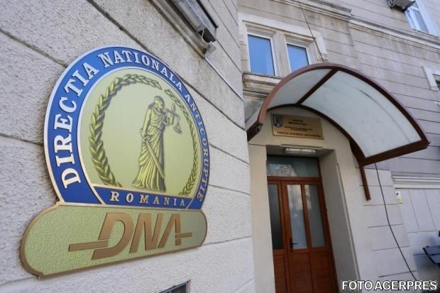 Vicepreşedintele Camerei Deputaţilor, Carmen Mihălcescu, a fost chemată la DNA