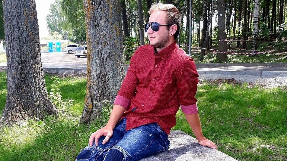 Ce posta în urmă cu ceva timp Narcis, șoferul de 21 de ani, care a provocat accidentul de la Vadu Moldovei