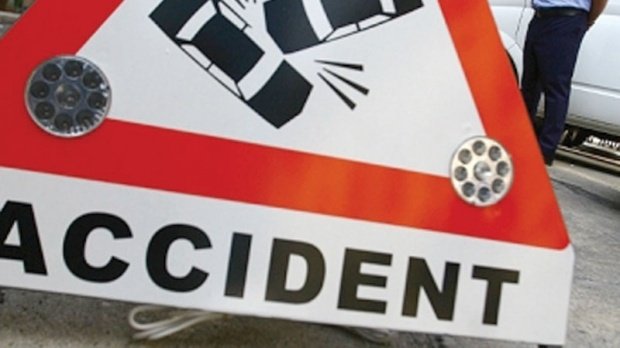 Accident grav în Cluj. O persoană a murit și alta a fost grav rănită după ce mașina în care erau a fost lovită de tren