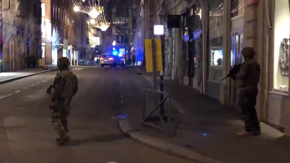 Atac armat în centrul orașului Strasbourg! Sunt cel puțin trei morți și 11 răniți. Atacatorul a fost identificat - VIDEO