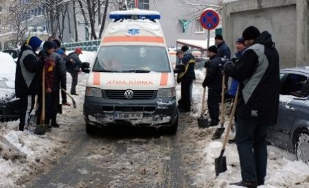 Tragedie în Botoșani. Un bărbat şi o femeie au murit de frig în propria casă