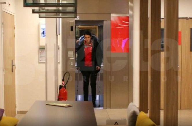Primele imagini cu Cristina Neagu la spitalul unde a fost internată. Are nevoie de cârje pentru a se deplasa 566568