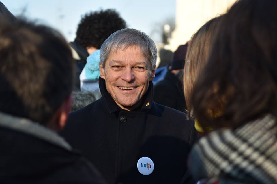  Cine se află în spatele noului partid a lui Dacian Cioloş. Adevărul a ieşit la iveală