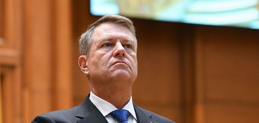 Manda: O plângere împotriva lui Klaus Iohannis se poate face doar prin Parlament pe baza unei solicitări