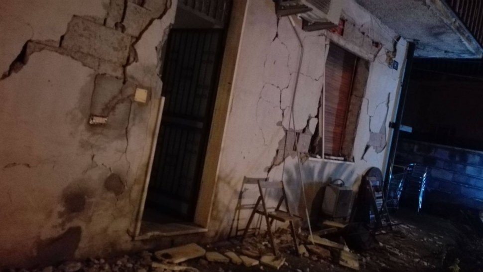 Imagini dramatice cu locuințele distruse ale oamenilor, după cutremurul din Sicilia (FOTO, VIDEO)