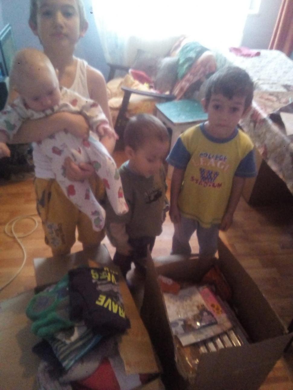 Programul „Bucurie la cutie” a ajuns la copiii din București și din 23 de județe ale țării 569338