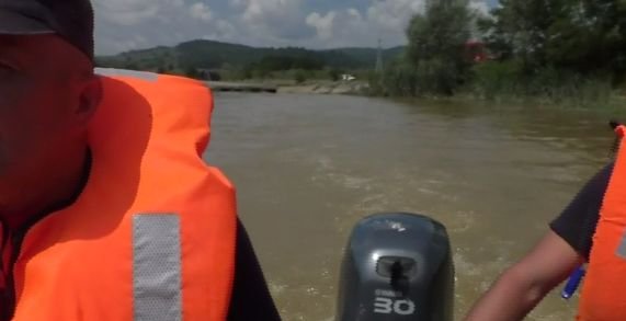Un tânăr de 23 de ani, dispărut în Dunăre. Echipajele de salvatori îl caută în continuare