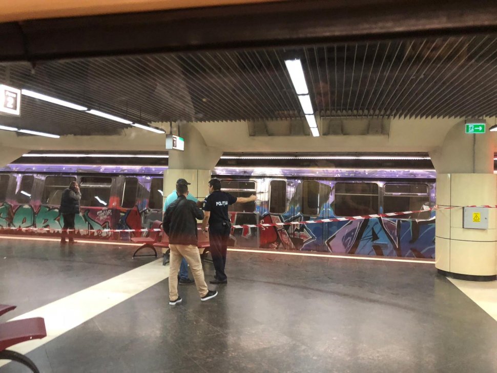 Incident la stația de metrou Costin Georgian. Un adolescent ar fi încercat să se sinucidă