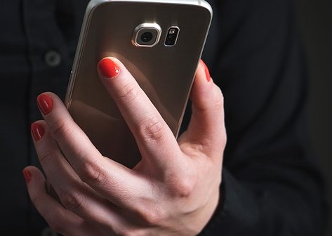 Țara unde femeile vor primi SMS dacă bărbații divorțează de ele