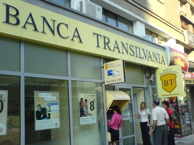 Acțiunile Banca Transilvania și BRD se prăbușesc puternic la bursă