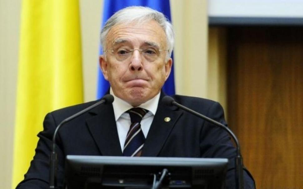 Economistul Lucian Isar, despre cursul valutar: Isărescu manipulează cursul