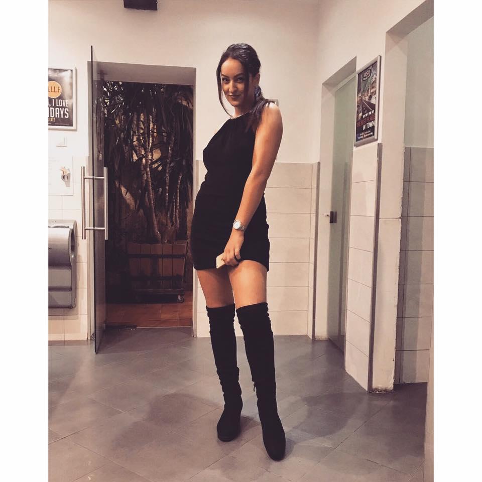 Cristina are 21 de ani, e incredibil de frumoasă și e o handbalistă de succes. Acum puțin timp a descoperit ceva bizar în corpul său, la un simplu control medical. După câteva zile, doctorii i-au dat o veste fantastică 573788