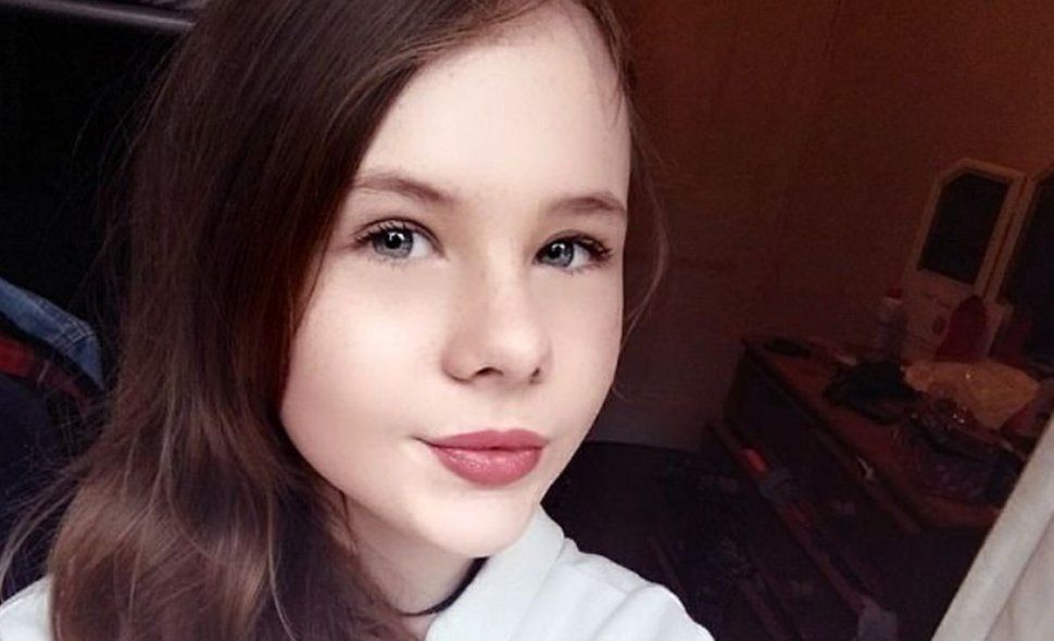 Această fată de 11 ani s-a sinucis după ce a văzut câteva poze pe Instagram. Ce mesaj de adio a lăsat