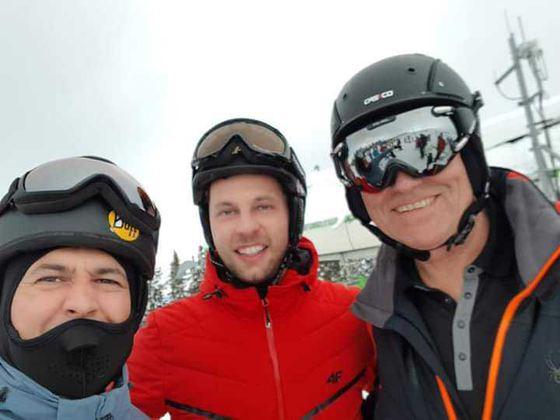 Cum a fost fotografiat preşedintele Klaus Iohannis pe pârtia Transalpina  575485