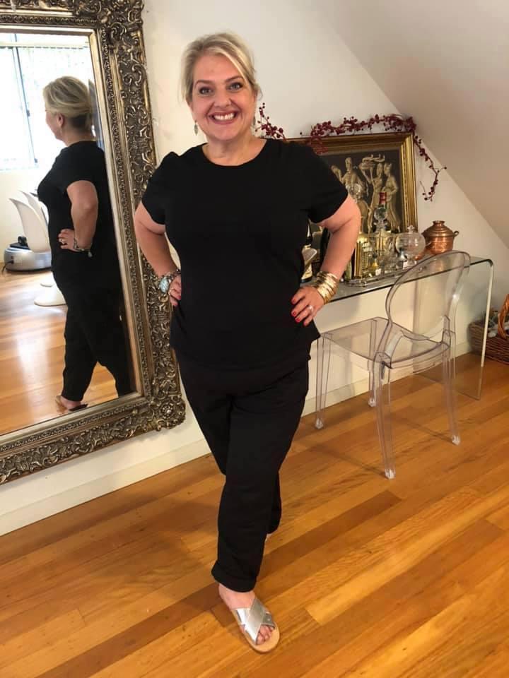 DIETĂ. A reușit să slăbească 57 de kilograme în doar nouă luni, după ce a fost speriată de moarte să se mai uite în oglindă (FOTO) 575661