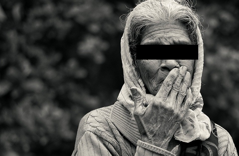 O bunică din România, la detectorul de minciuni! Şi-a înşelat sau nu soţul cu 11 bărbaţi?