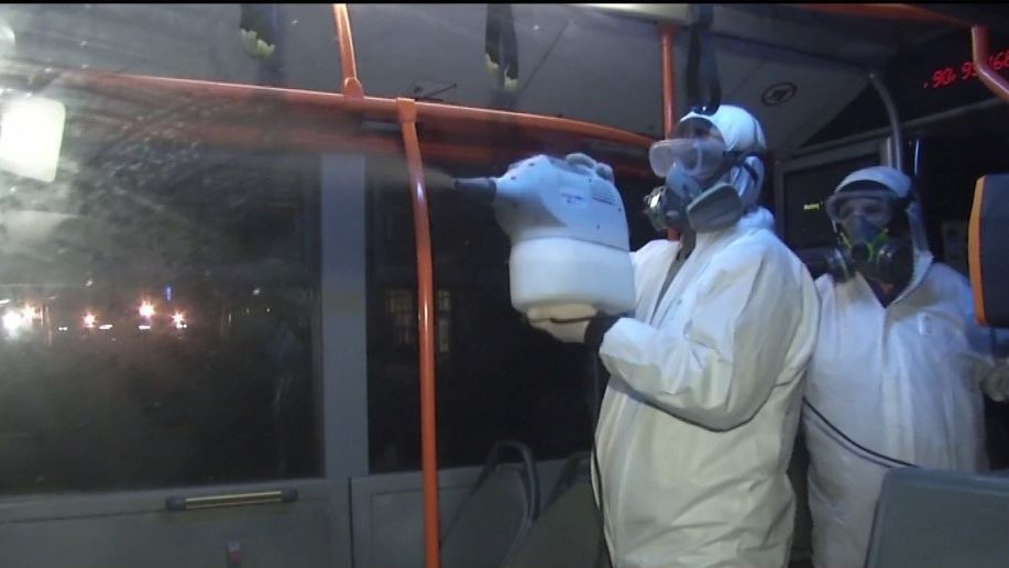 Autobuzele din Capitală au fost dezinfectate pentru evitarea contaminării cu virusul gripal