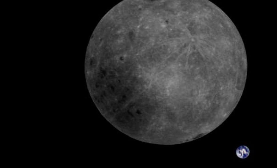 Fotografie istorică de pe fața nevăzută a Lunii. Cum apare Pământul în imagine 576337