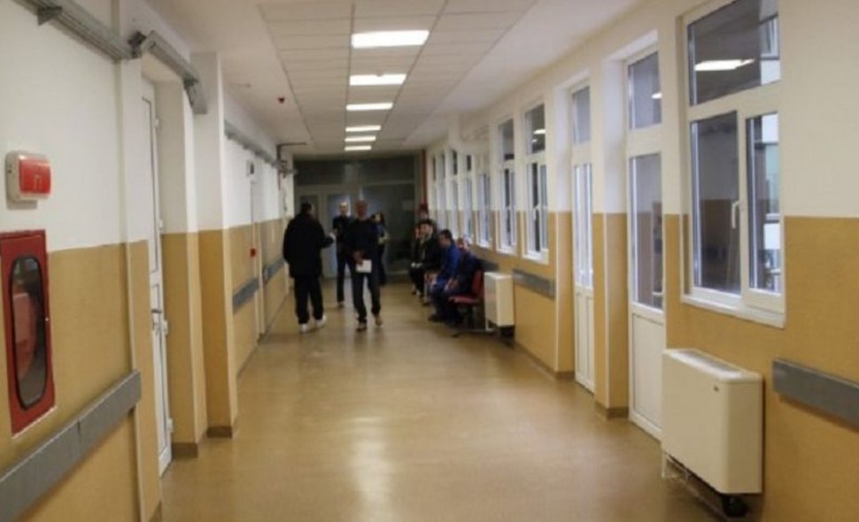 Tentativă de jaf la Spitalul Județean Arad. Amenințări grave la adresa unei infirmiere